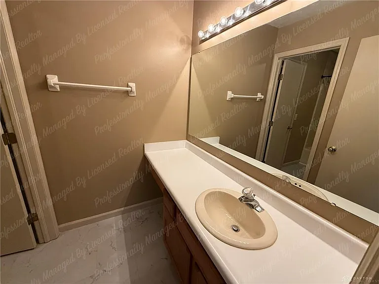 9765 Centerville Creek Ln — Photo 23