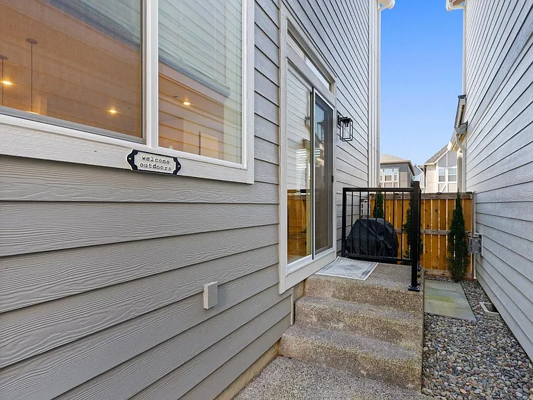 13728 SW 166th Ave — Photo 30