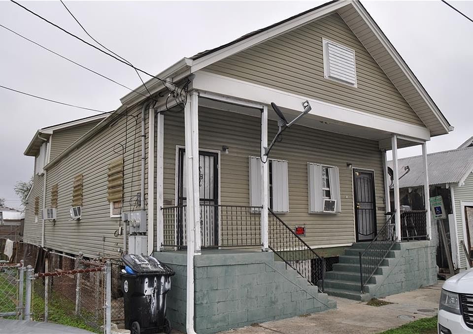 1st image of 4117-19 N Derbigny St