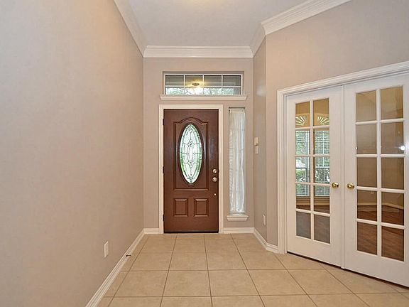 3rd image of 4819 Big Cedar Cir