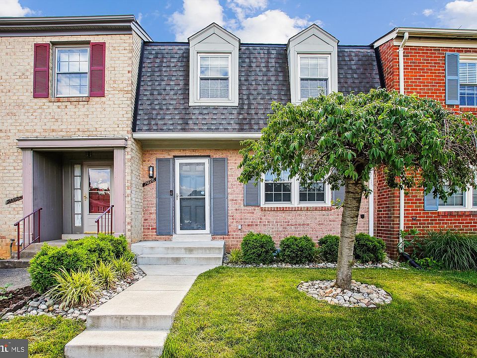 1st image of 7456 Covent Wood Ct