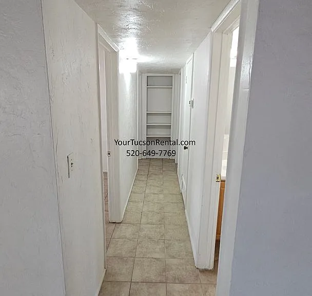 Greenlee — Photo 18
