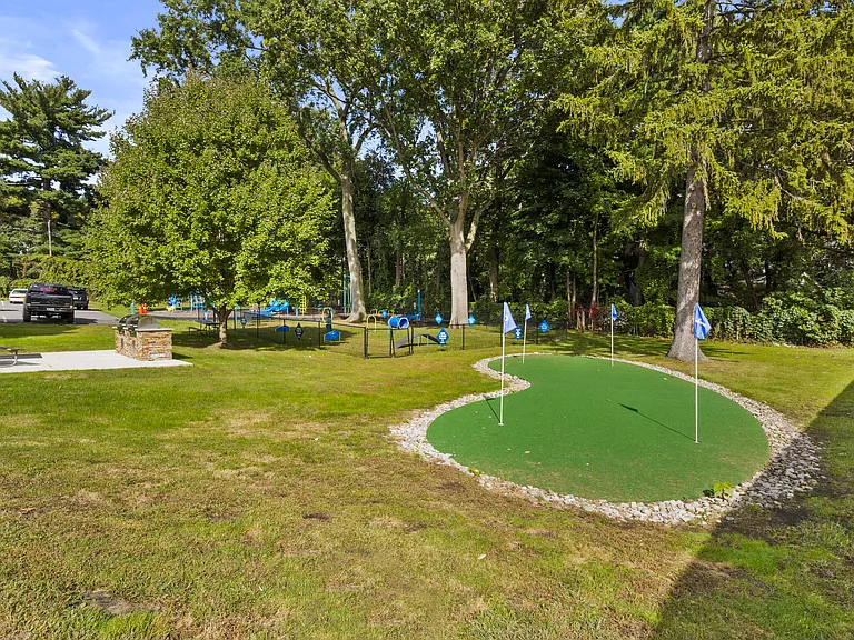 Putting Green