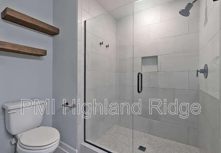 6084 Ivory Ln — Photo 24