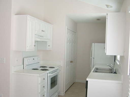 3rd image of 607 Brushy Fork Dr