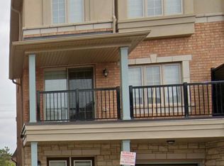 27 Hashmi Pl UNIT A, Brampton, ON L6Y 6K1