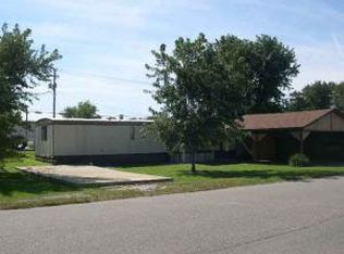 914 Warren St, Mitchell, IN 47446