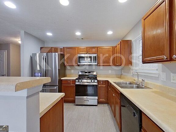 5th image of 432 Rankin Cir