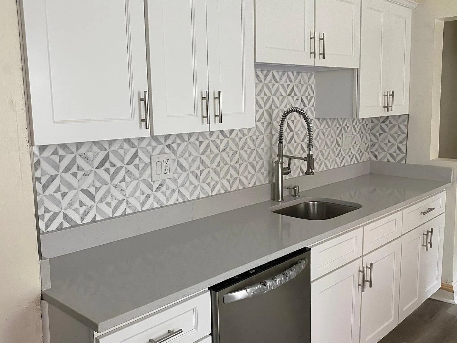 45 Green St — Photo 2