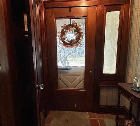 4th image of 3115 Essex Rd