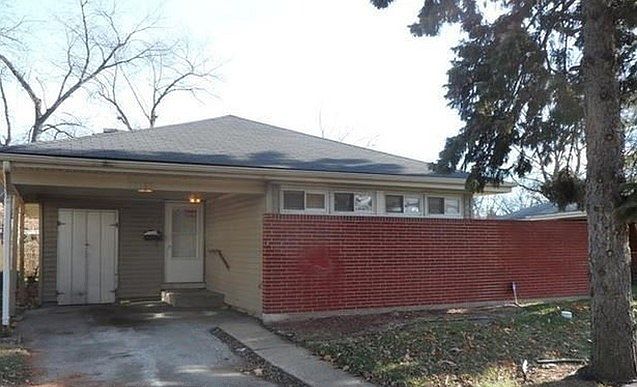 1st image of 15107 Woodlawn Ave