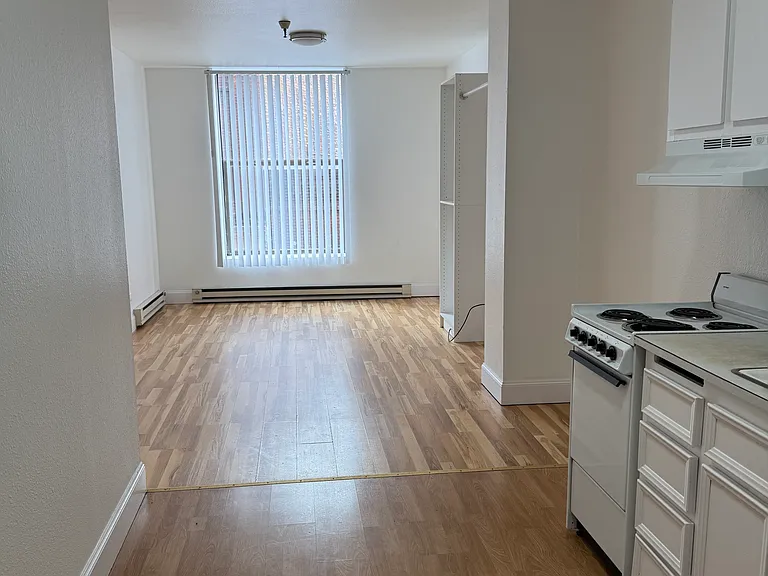 17 SW 2nd Ave #211 — Photo 7