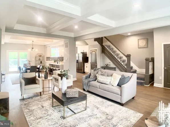 2032 E 31st St, Baltimore, MD 21218