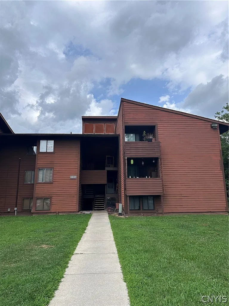 1 bed, 1.0 bath, 657 sqft, $1,200 — Photo 1