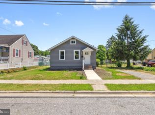 730 Maple Rd, Deptford, NJ 08096