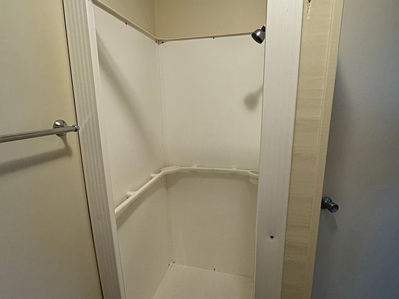5th image of 63 E Hill St #63