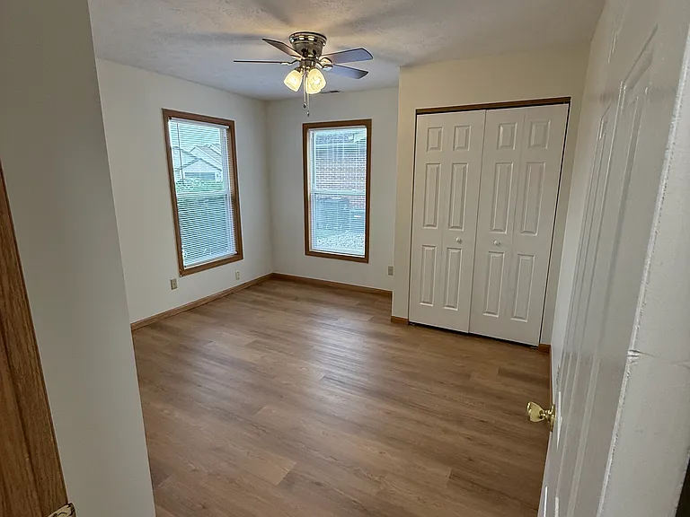 152 Westhaven Dr — Photo 6