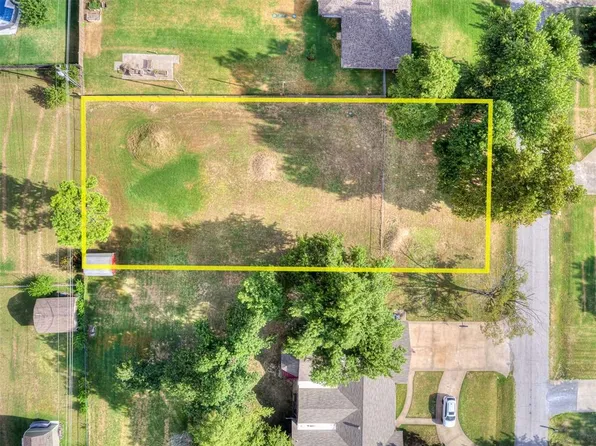 1325 N Valley View Dr #8, Oklahoma City, OK 73127