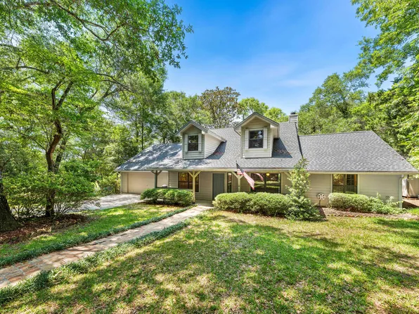 31 E Kathy Ln, Freeport, FL 32439
