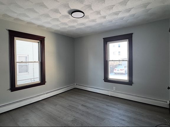 5th image of 81 School St Floor 1