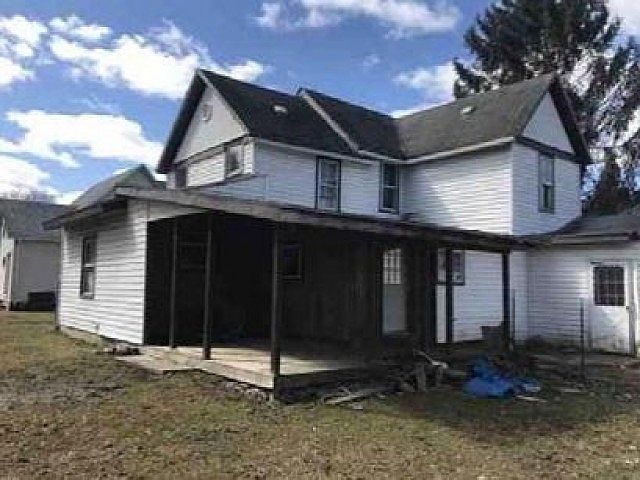 2nd image of 204 Coates Ave