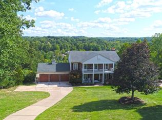 347 Chesterfield Oaks Dr, Chesterfield, MO 63005