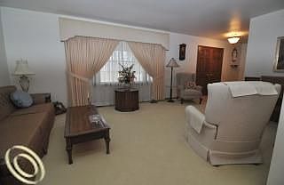 4th image of 53444 Eastbourne Dr