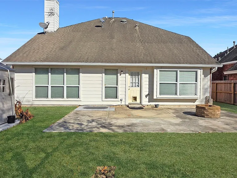 2202 Drake Falls Dr — Photo 40