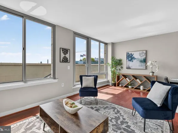 555 Massachusetts Ave NW APT 1302, Washington, DC 20001