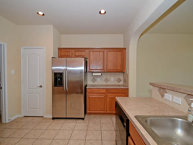 6504 Hickory Hill Dr — Photo 9