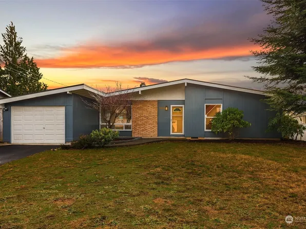 1641 S 264th Place, Des Moines, WA 98198