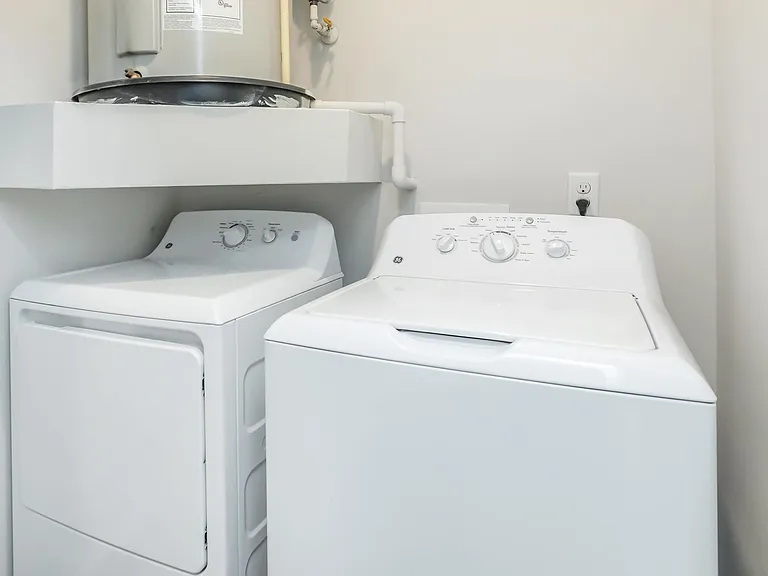 EASY WASHING. SIMPLE DRYING.