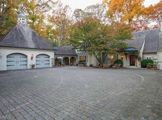 2820 Thornfield Rd, Winston Salem, NC 27106