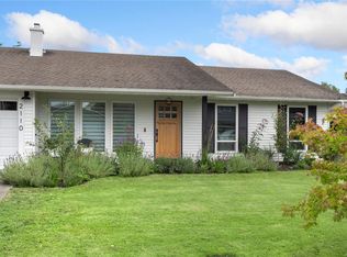 2110 Brethourpark Way, Sidney, BC