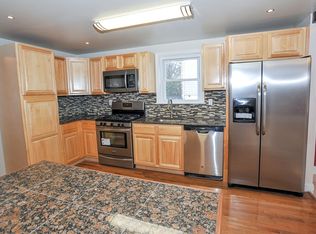 125 County Line Rd, Feasterville Trevose, PA 19053