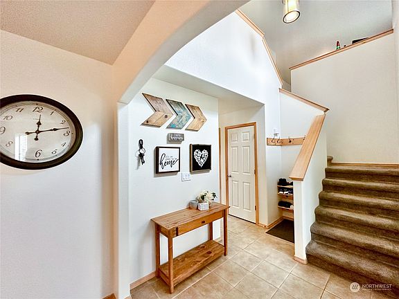 4th image of 28103 65th Avenue NW