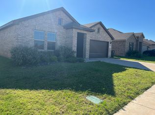 829 Peighton Dr, Cleburne, TX 76033