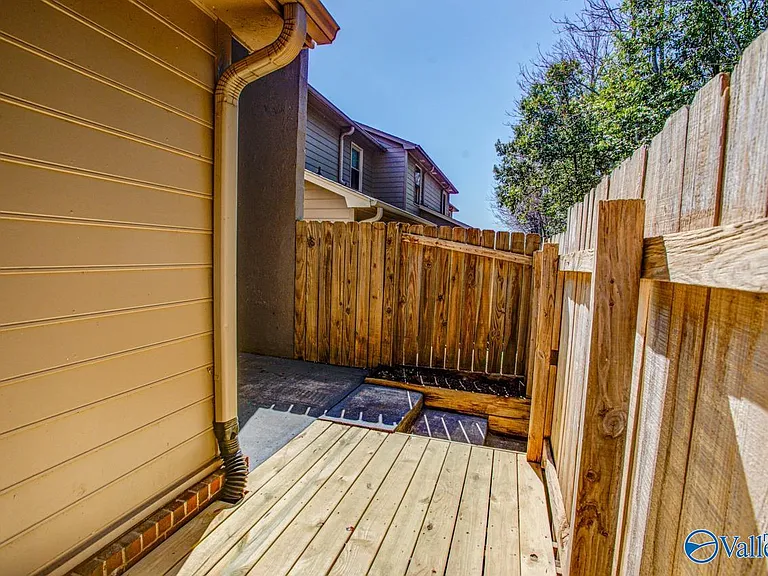 8151 Oldfield Rd SW #7 — Photo 24