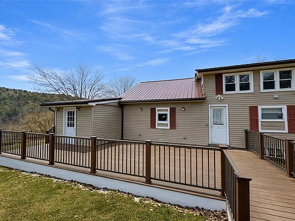 3rd image of 104 Brunner Rd