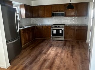 1884 Gershwin Dr, Virginia Beach, VA 23454