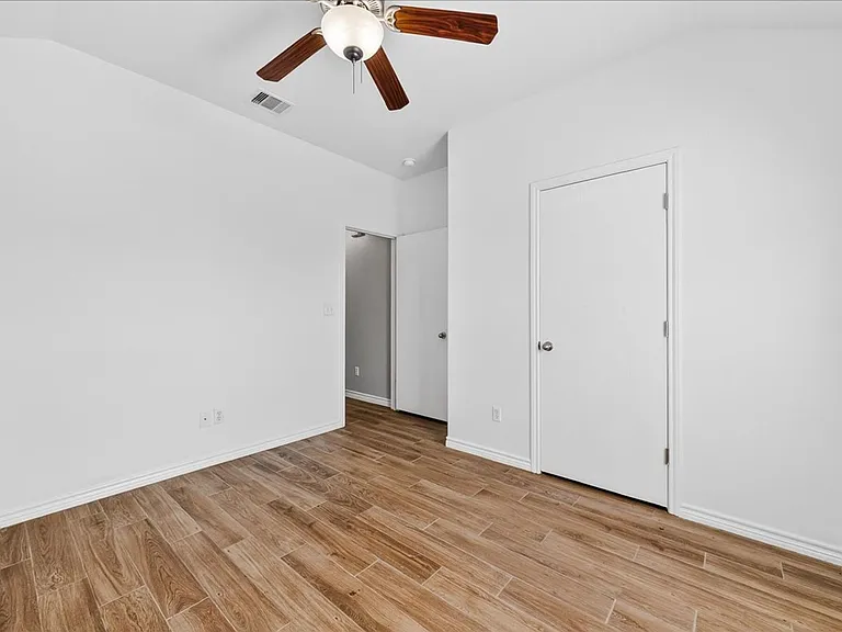 2314 Blue Star Dr — Photo 34
