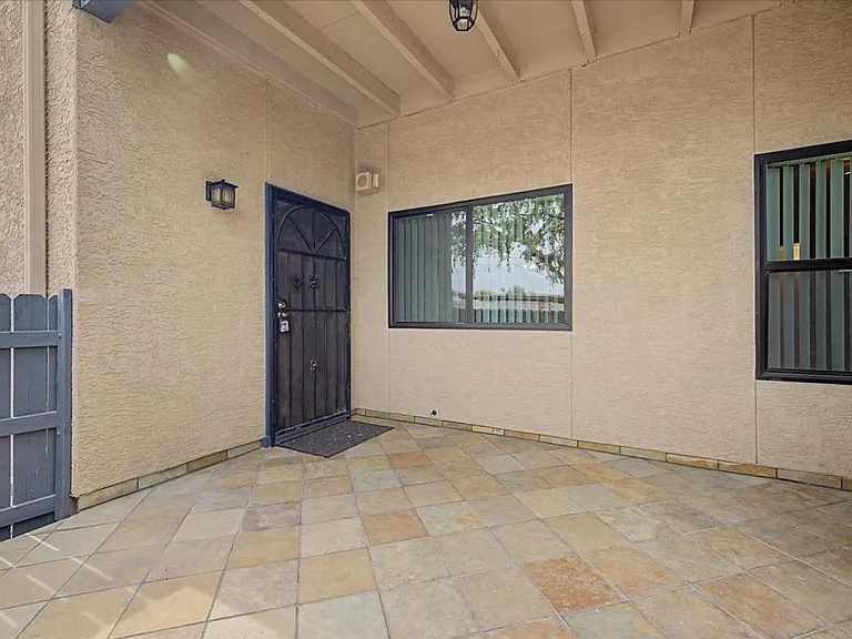 8080 E Speedway Blvd #715 — Photo 3