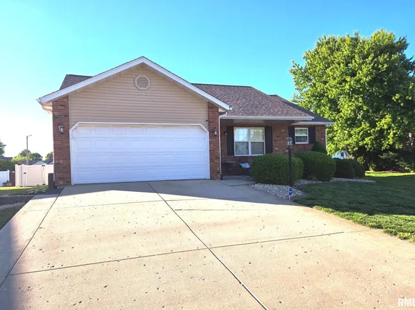 59 Julie Dr, Glen Carbon, IL 62034