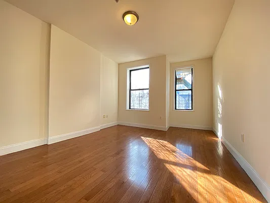 Rented by Compass | media 14