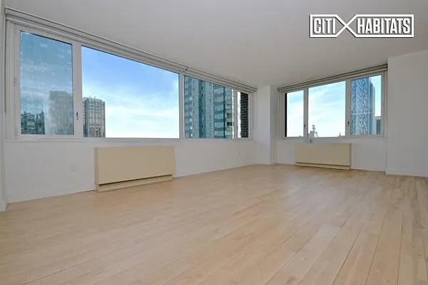 Rented by Citi Habitats | media 7