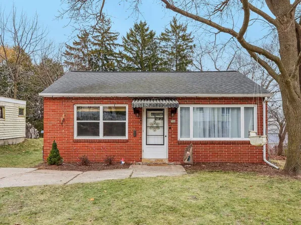 306 North Crowns STREET, Port Washington, WI 53074
