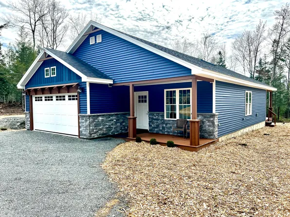 52 E Shore Road, Embden, ME 04958