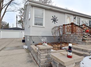 2604 Burlington Ave, Downers Grove, IL