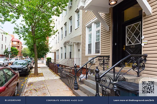 Rented by The Blueground | media 22