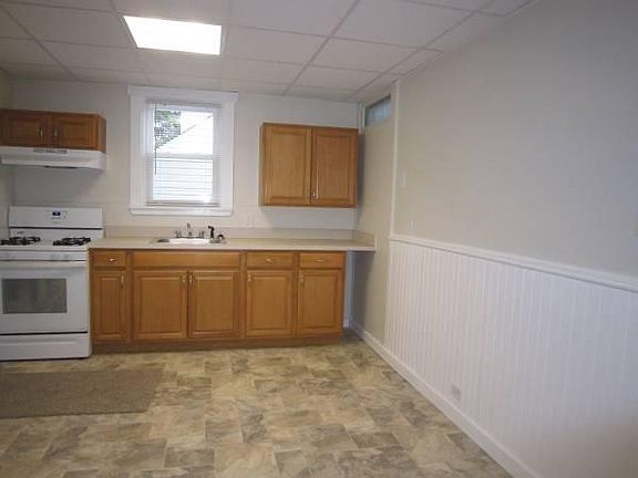 2nd image of 203 W Frederick St